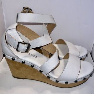 Very Volatile White and Tan Wedge Sandals with Strappy Design